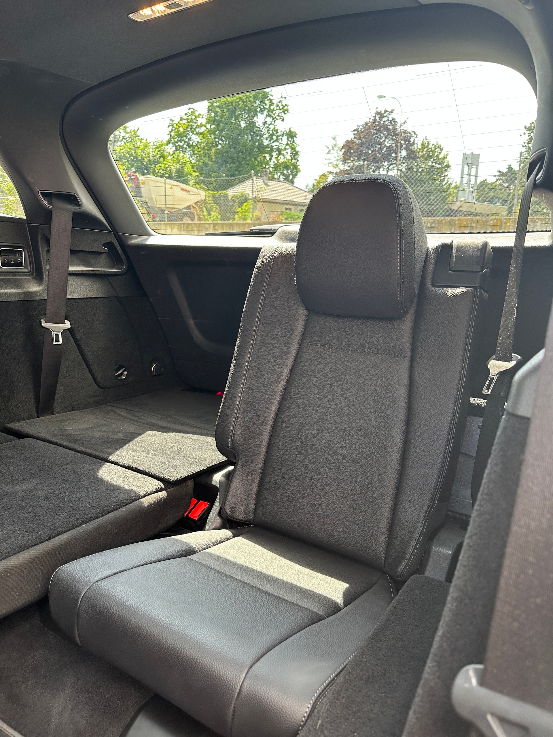 MERCEDES-BENZ GLE 300 d 4Matic AMG Line 9G-Tronic-image-14