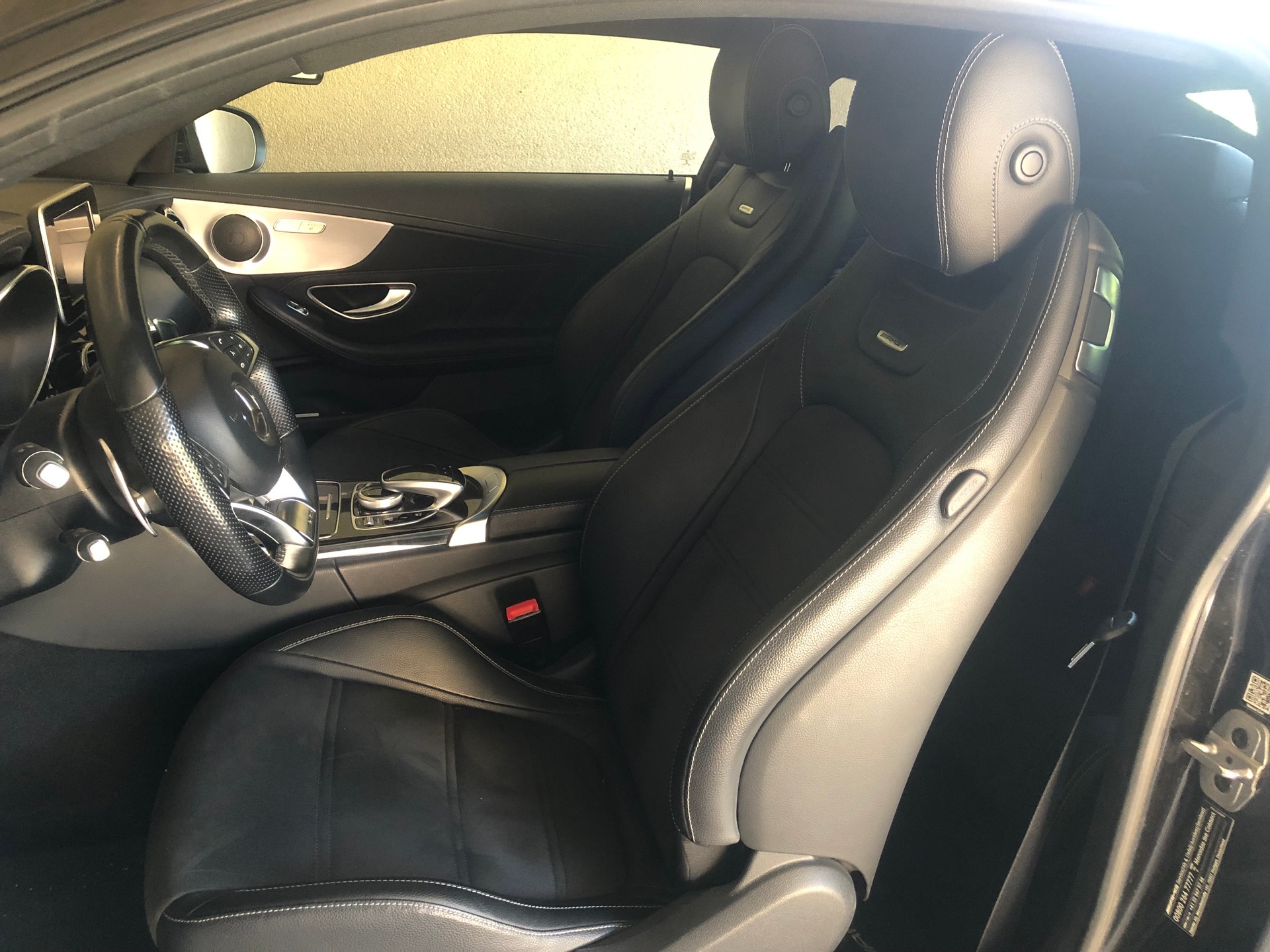 MERCEDES-BENZ C 63 AMG Speedshift-image-4