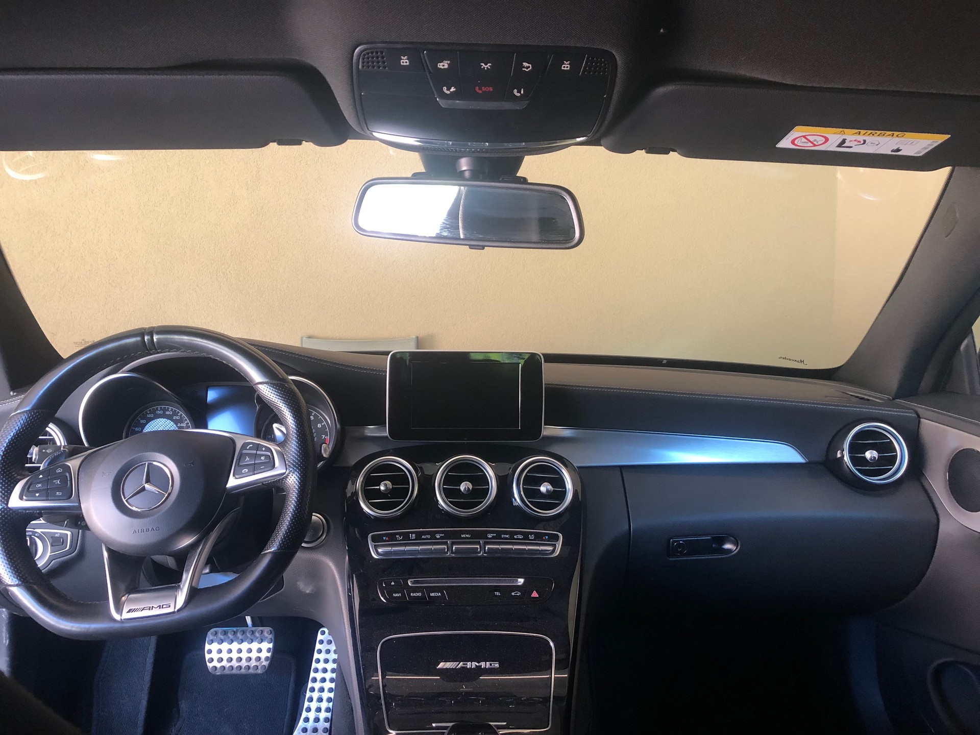 MERCEDES-BENZ C 63 AMG Speedshift-image-5