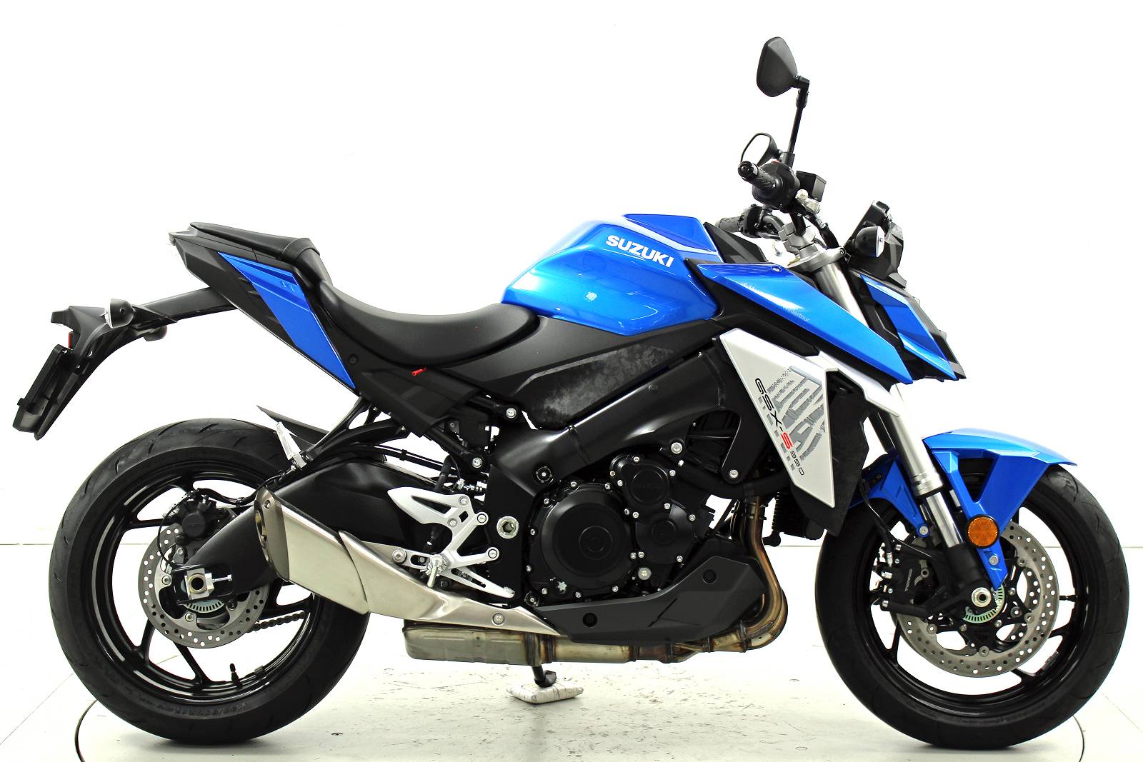 SUZUKI GSX-S 950-showroom-element-3