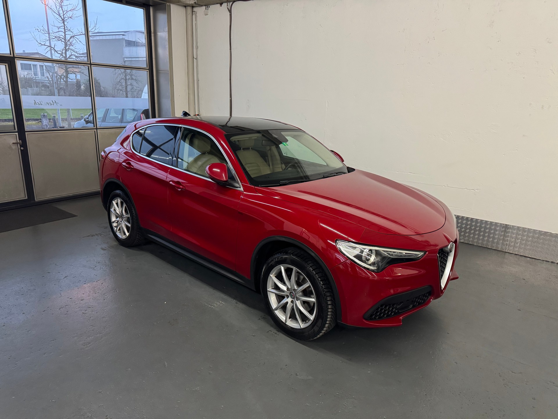 ALFA ROMEO Stelvio 2.0 Executive Q4 Automatic-image-0