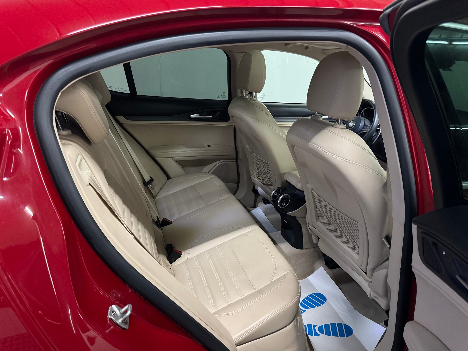 ALFA ROMEO Stelvio 2.0 Executive Q4 Automatic-image-23