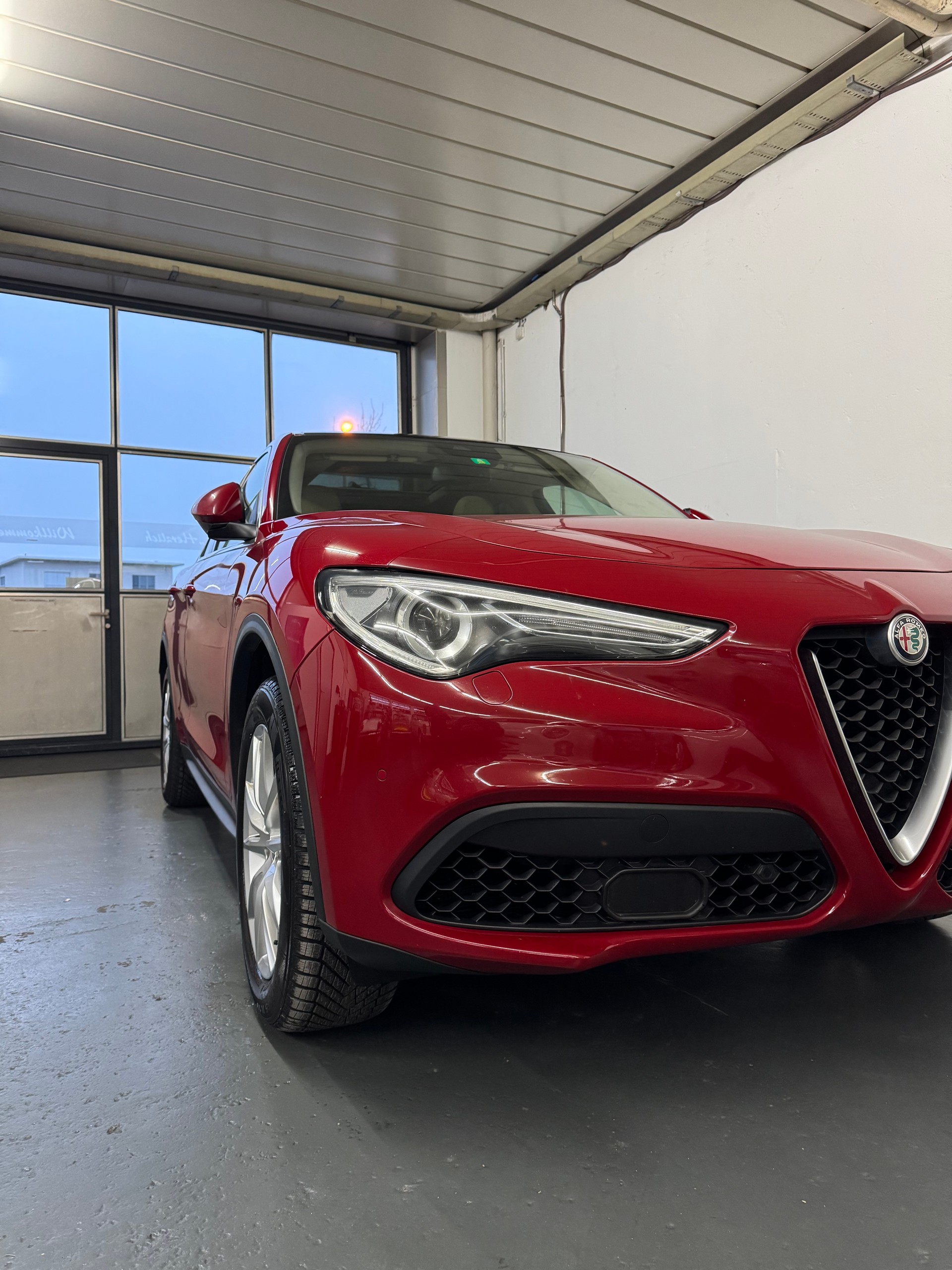 ALFA ROMEO Stelvio 2.0 Executive Q4 Automatic-image-2