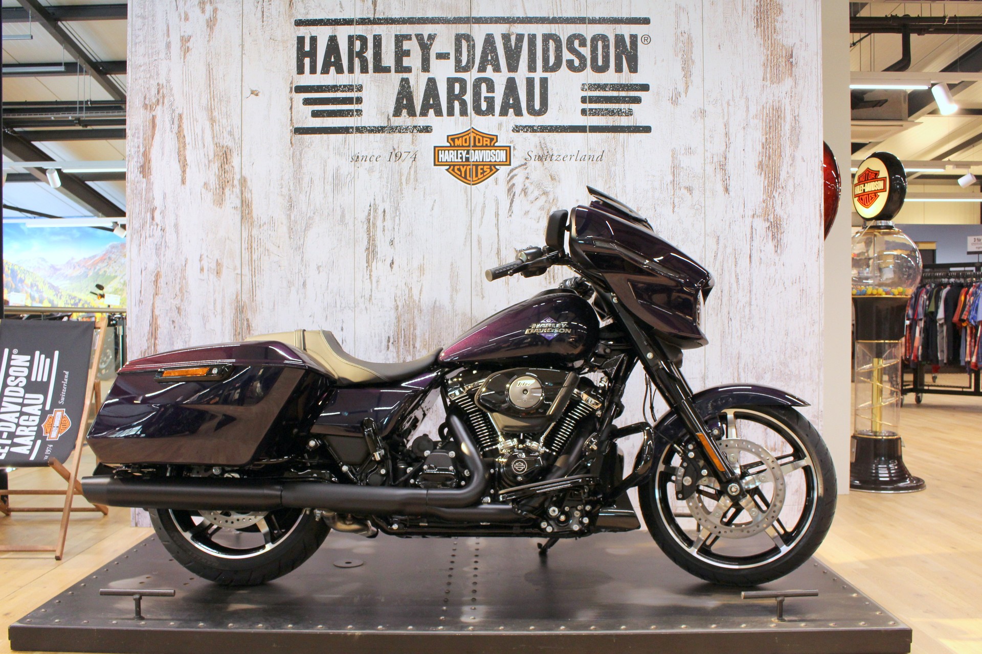 HARLEY-DAVIDSON FLHX Street Glide 117