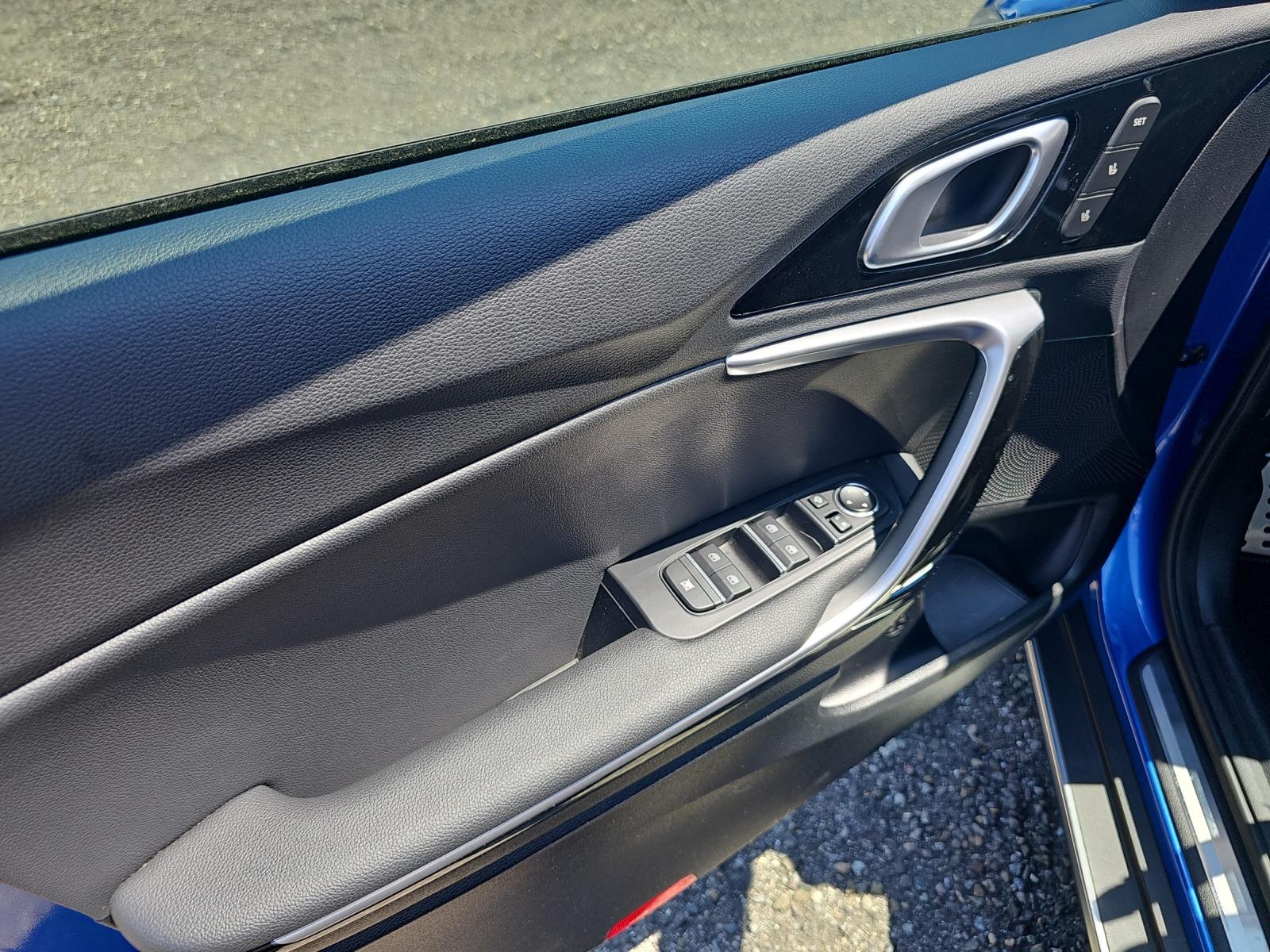 KIA XCeed 1.6 GDi Plug-in Hybrid Style-image-11