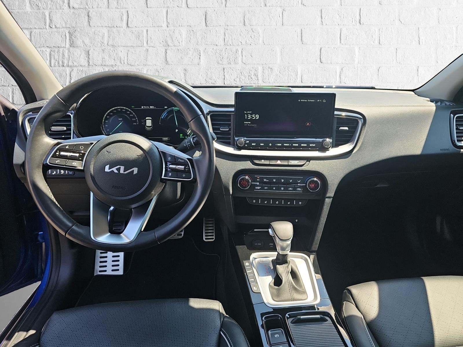 KIA XCeed 1.6 GDi Plug-in Hybrid Style-image-24