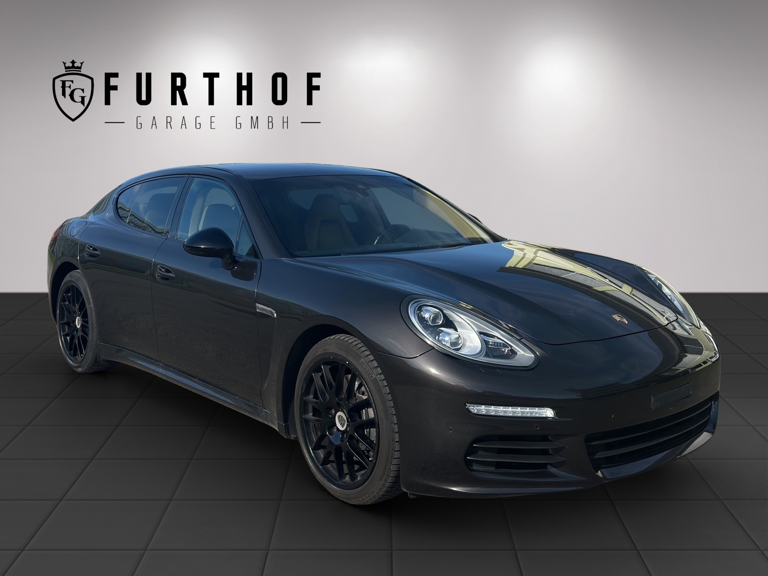 PORSCHE Panamera 3.0 Diesel Tiptronic-image-1