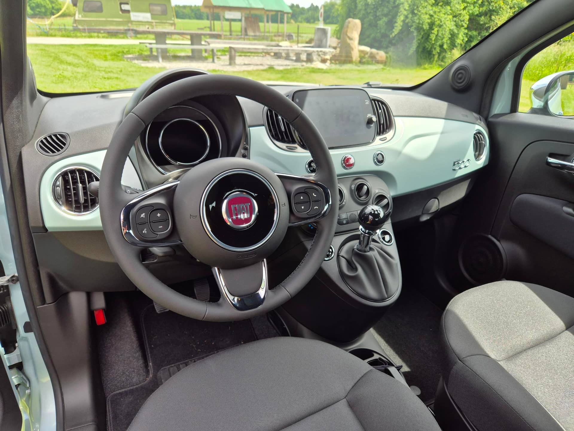 FIAT 500 1 . 0 Hybrid Swiss Edition-image-7