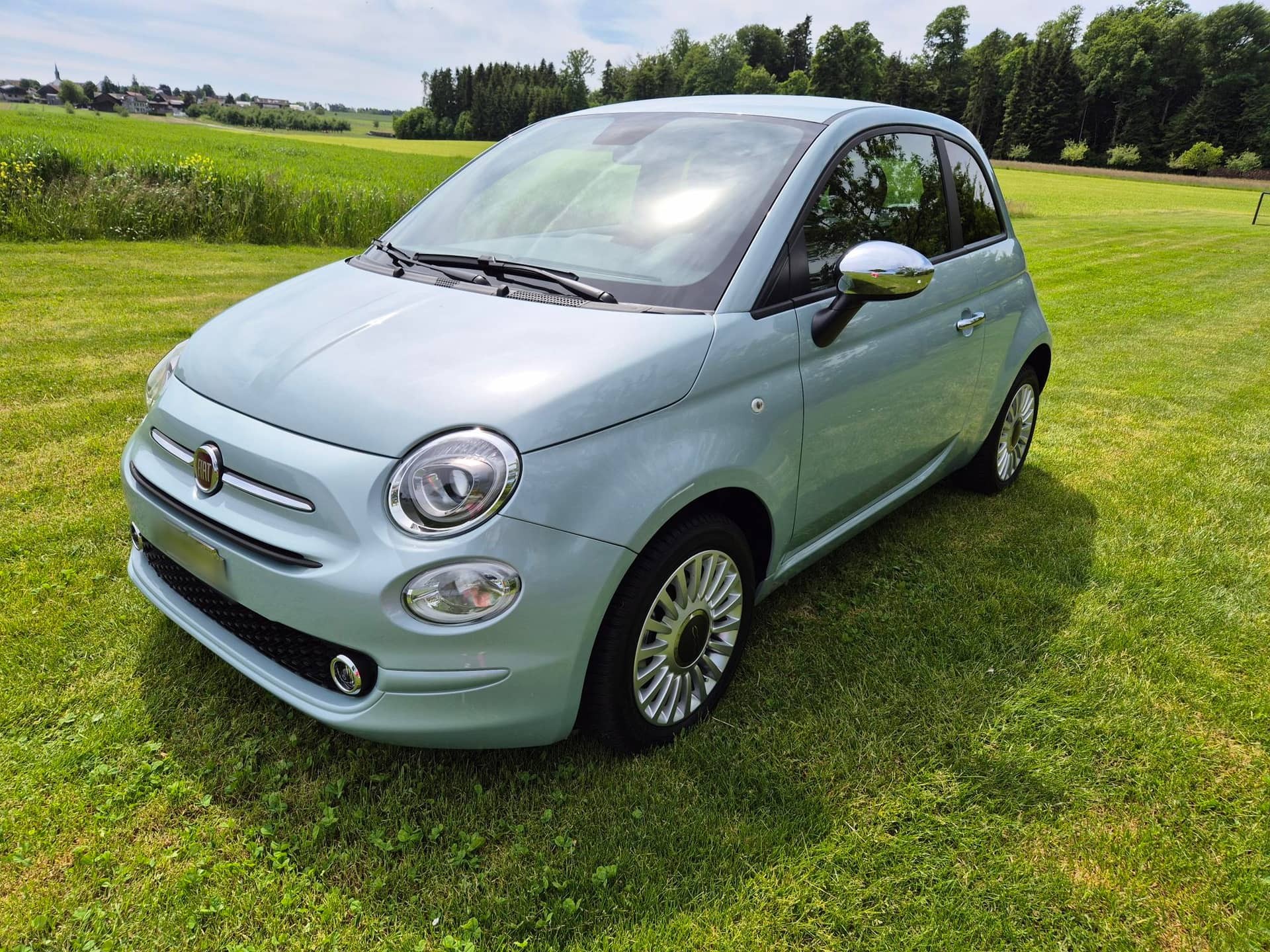 FIAT 500 1 . 0 Hybrid Swiss Edition-image-0