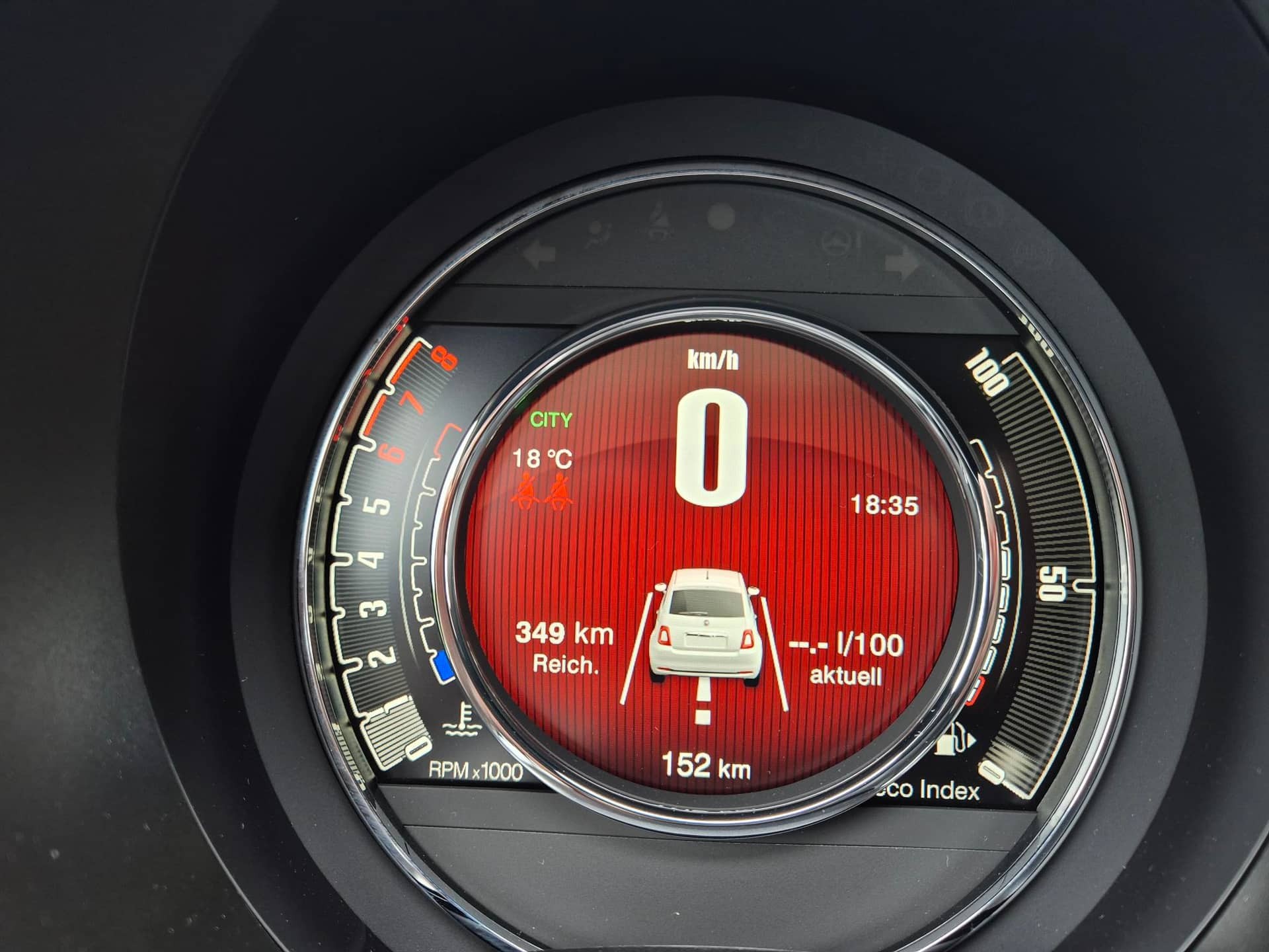 FIAT 500 1 . 0 Hybrid Swiss Edition-image-10