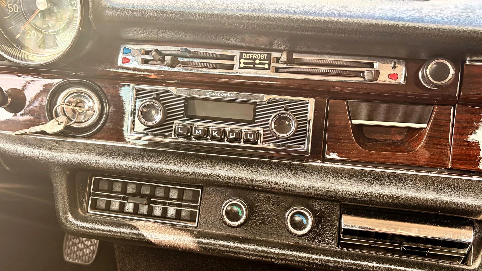 MERCEDES-BENZ SEL 6.3-image-15