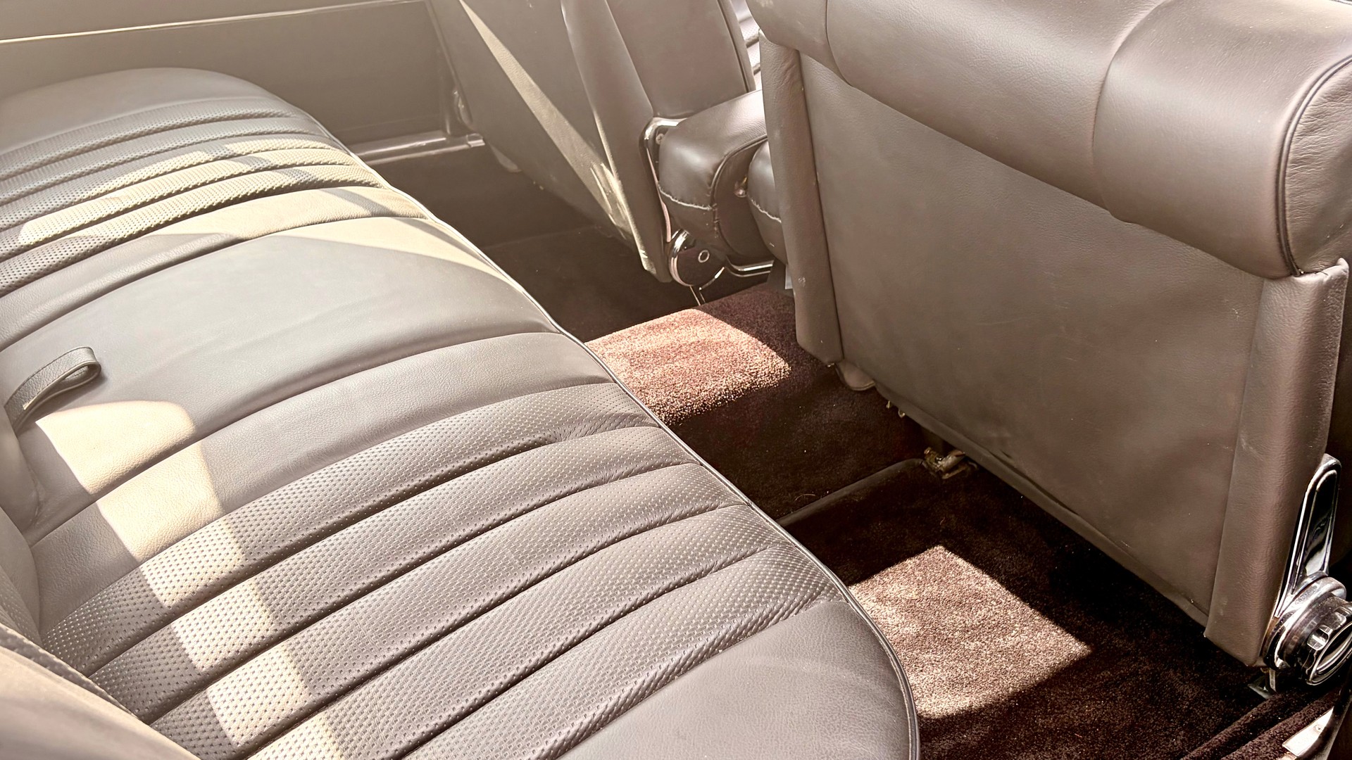 MERCEDES-BENZ SEL 6.3-image-10