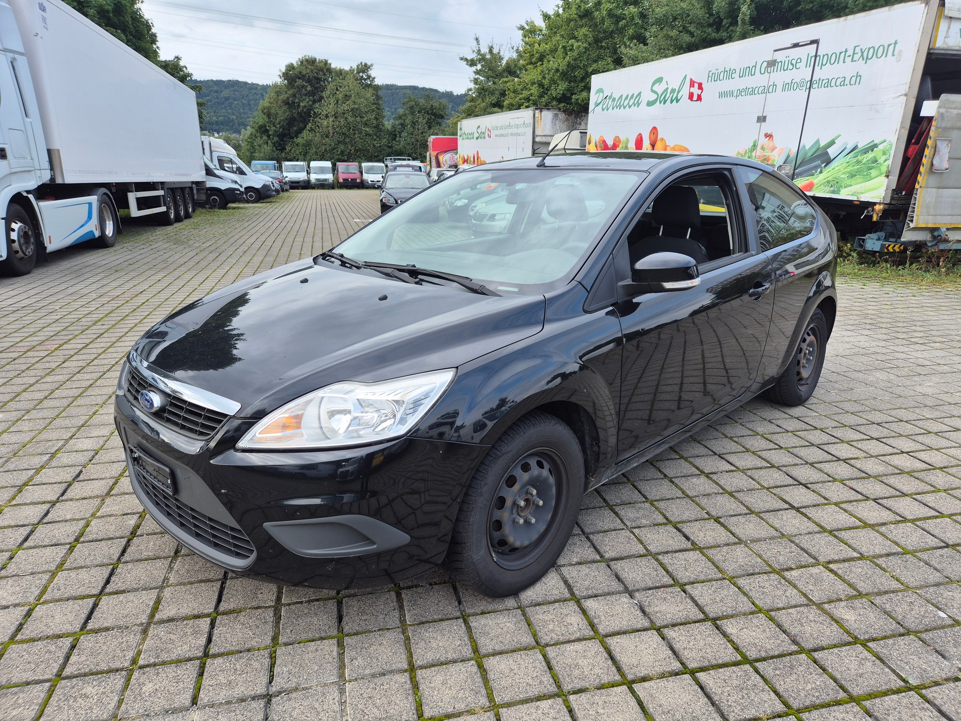 FORD Focus 1.6i Ambiente-image-1