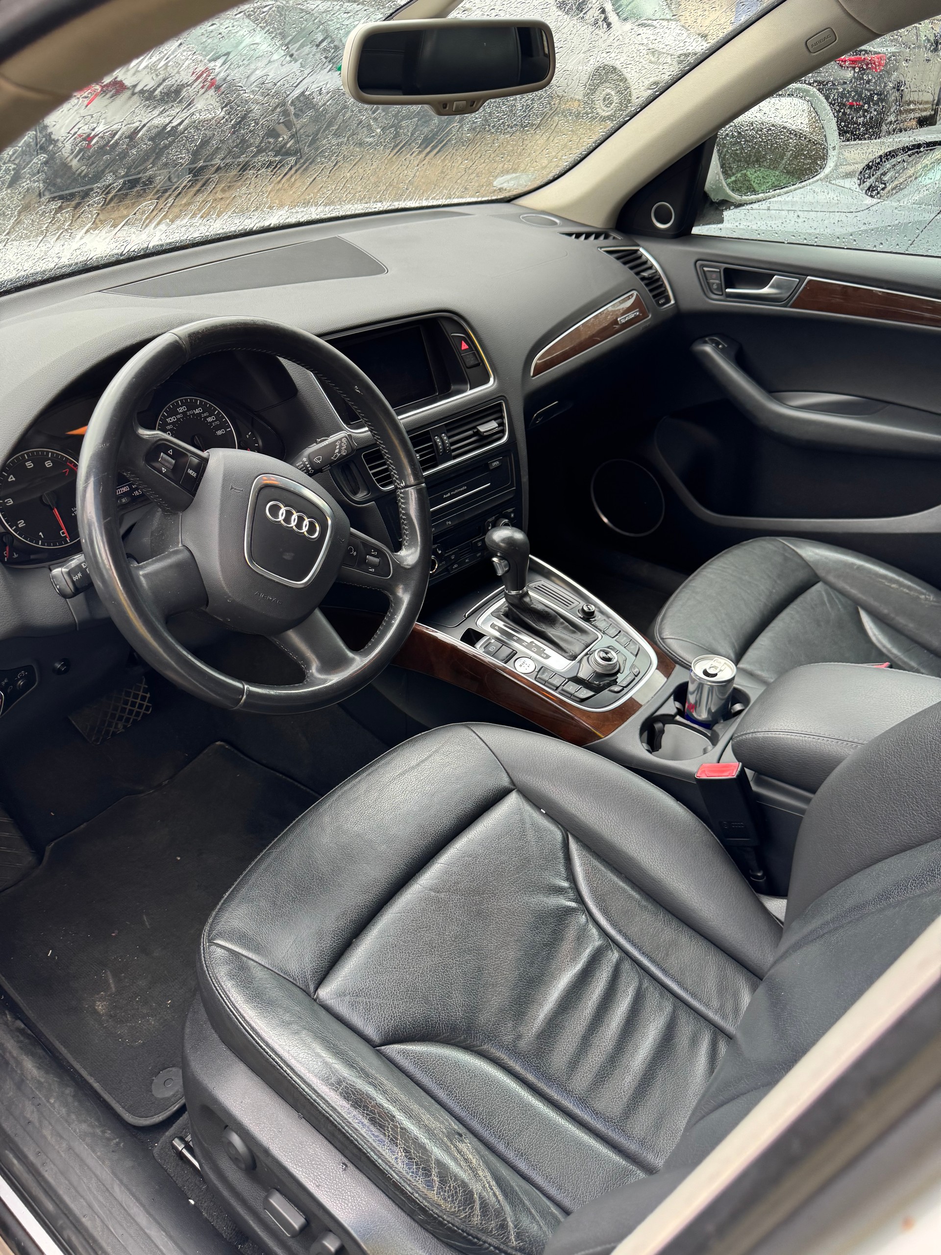 AUDI Q5 3.2 FSI quattro S-tronic-image-6