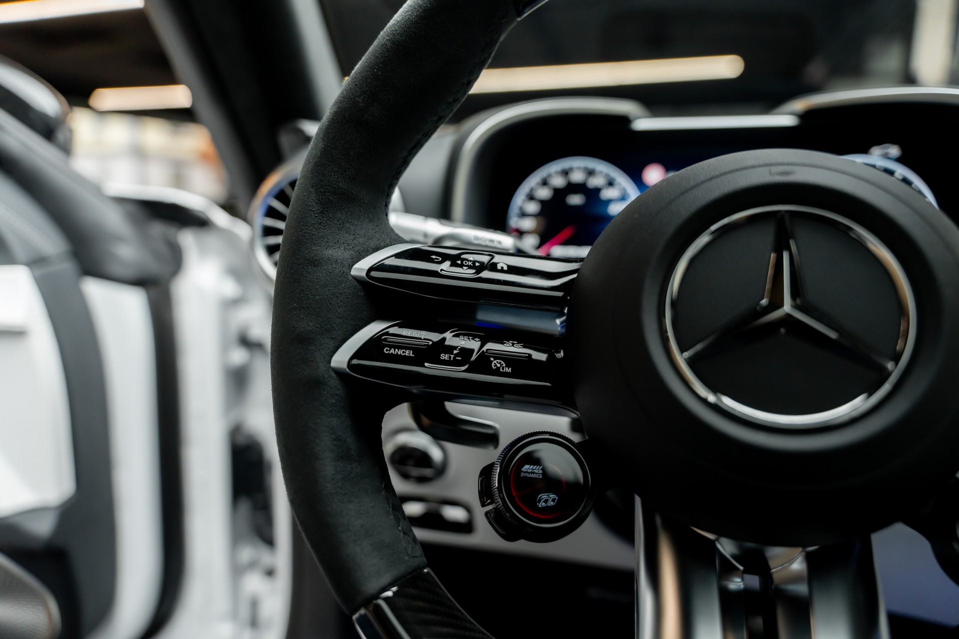 MERCEDES-BENZ AMG GT 63 4Matic+ Executive Edition-image-19