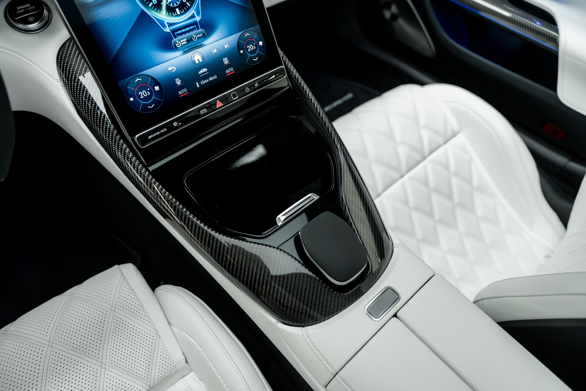 MERCEDES-BENZ AMG GT 63 4Matic+ Executive Edition-image-11