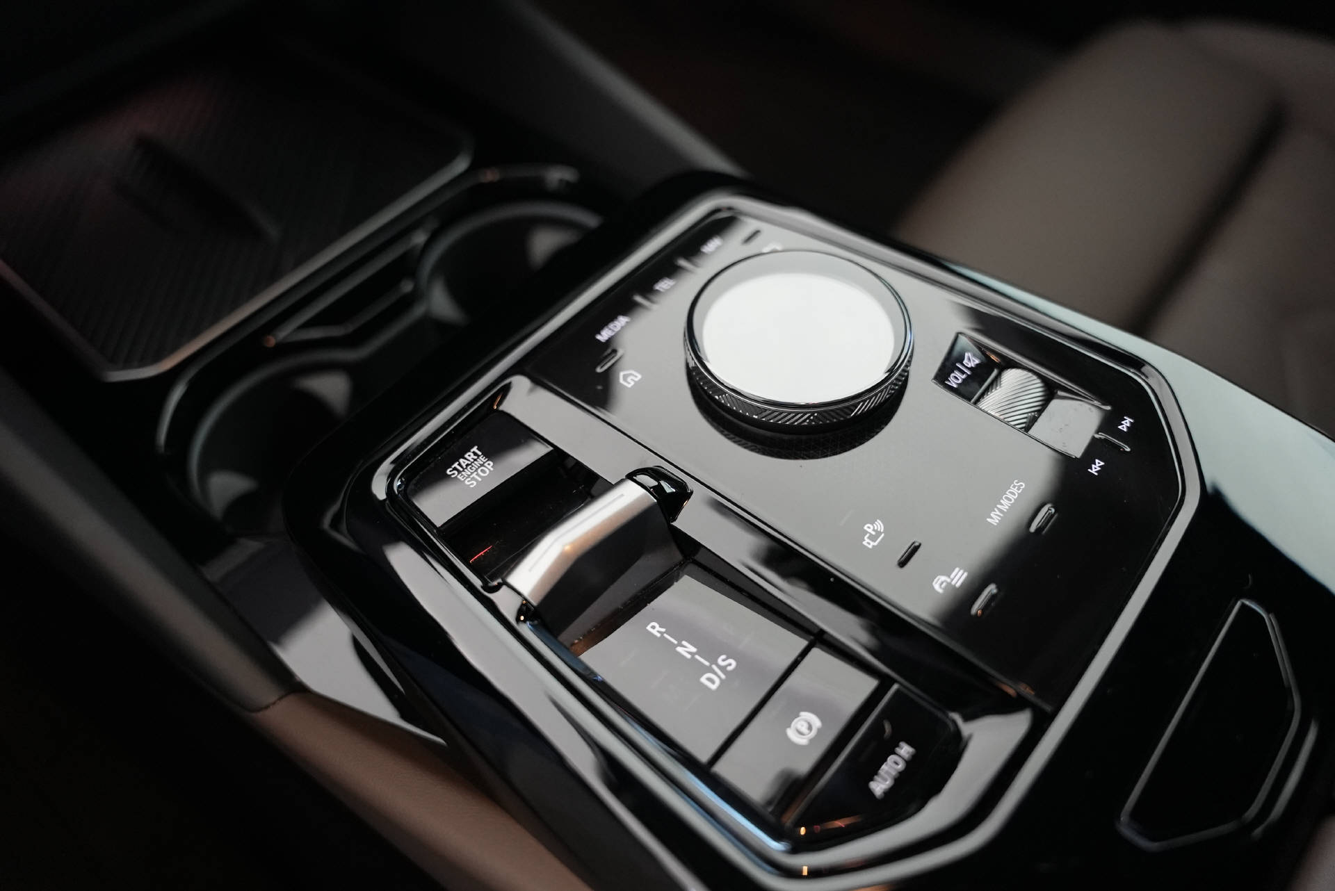 BMW 540d xDrive 48V Touring M Sport Pro Steptronic-image-14