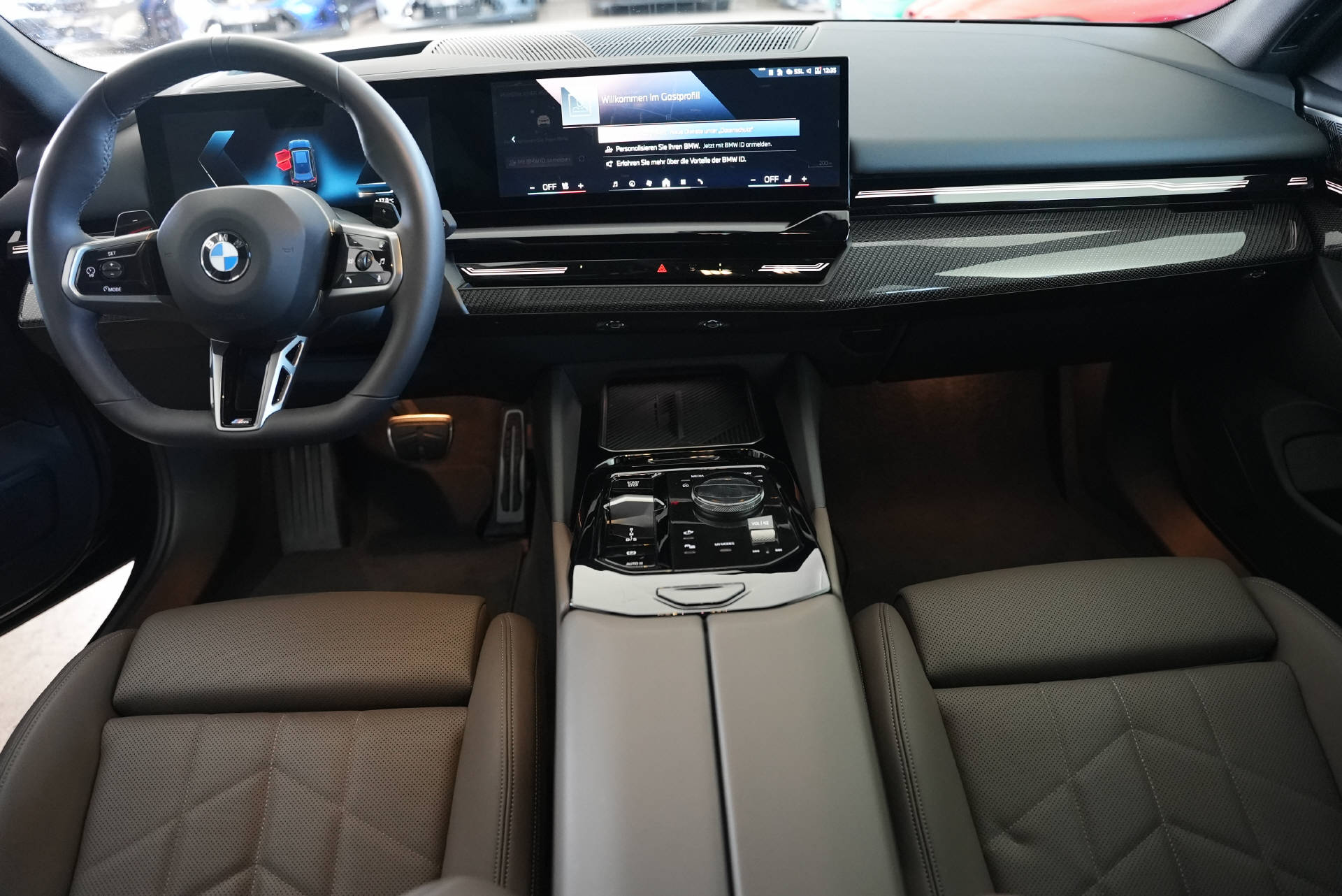 BMW 540d xDrive 48V Touring M Sport Pro Steptronic-image-11