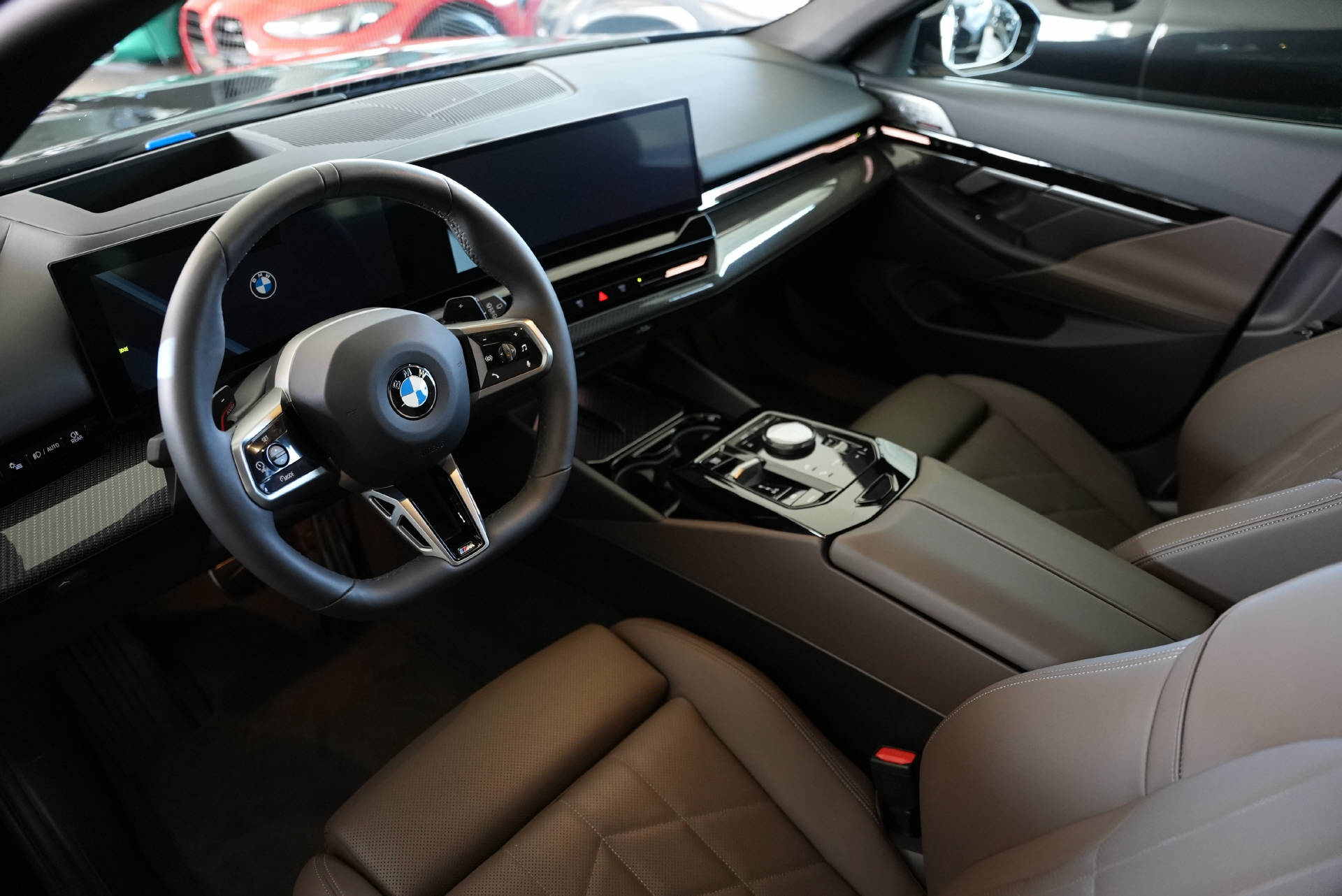 BMW 540d xDrive 48V Touring M Sport Pro Steptronic-image-6