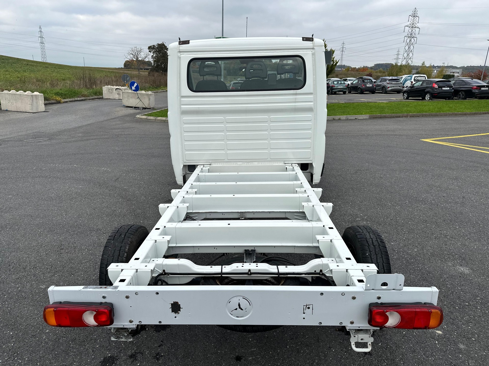 CITROEN Jumper 35 2.0 BlueHDi 160 Attraction-image-4