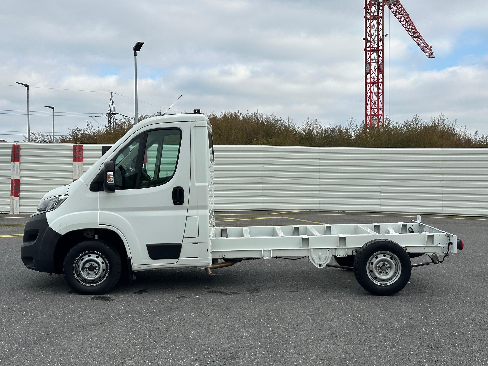 CITROEN Jumper 35 2.0 BlueHDi 160 Attraction-image-16