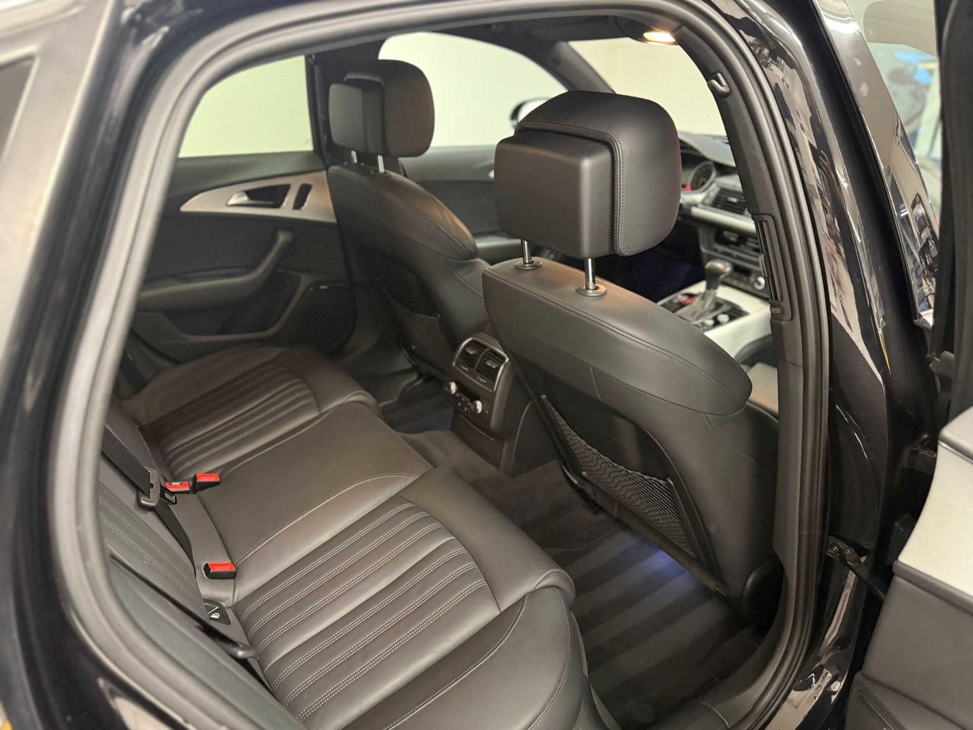 AUDI A6 Limousine 3.0 BiTDI V6 quattro tiptronic-image-13