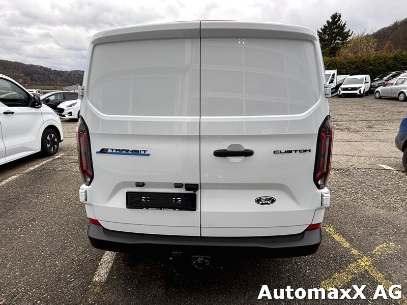 FORD E-Transit Custom Van 320 L1 Trend-image-4