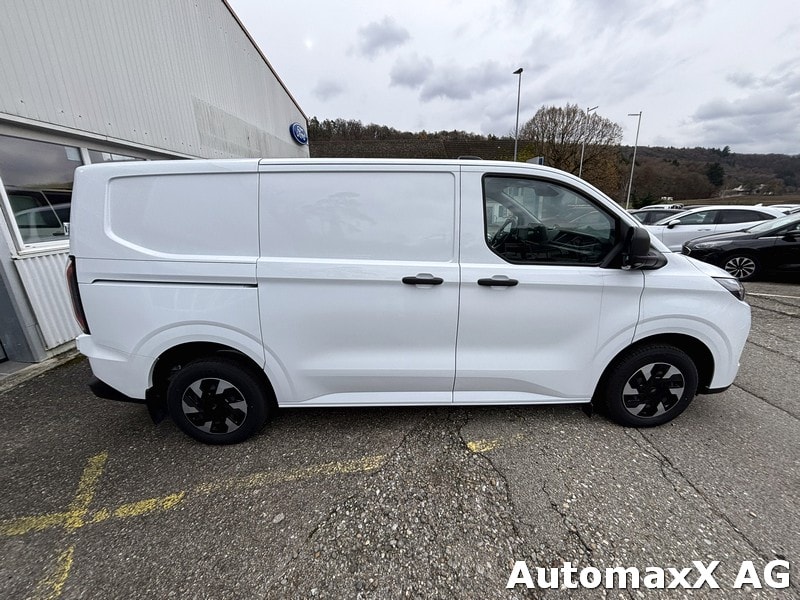 FORD E-Transit Custom Van 320 L1 Trend-image-6
