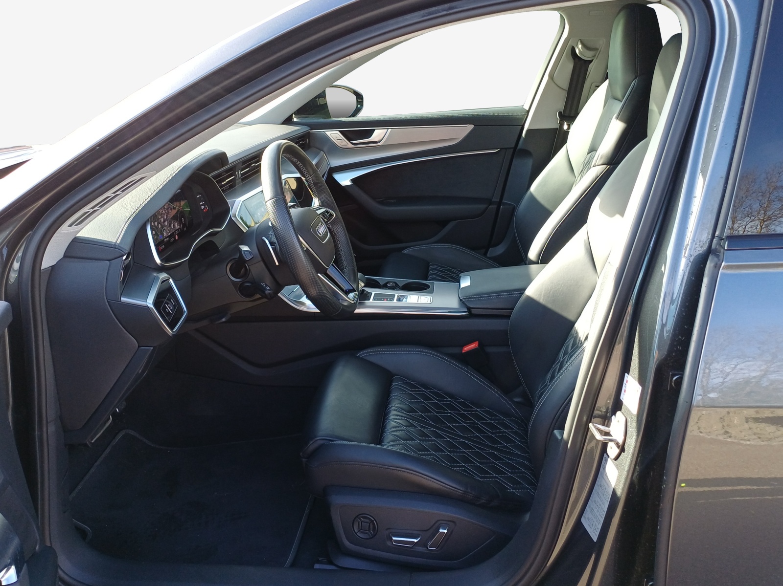 AUDI A6 Avant 55 TFSIe Sport quattro S-tronic-image-8
