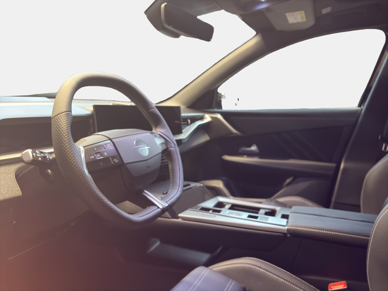 OPEL Grandland 1.6T/195 GS Hybrid-image-9