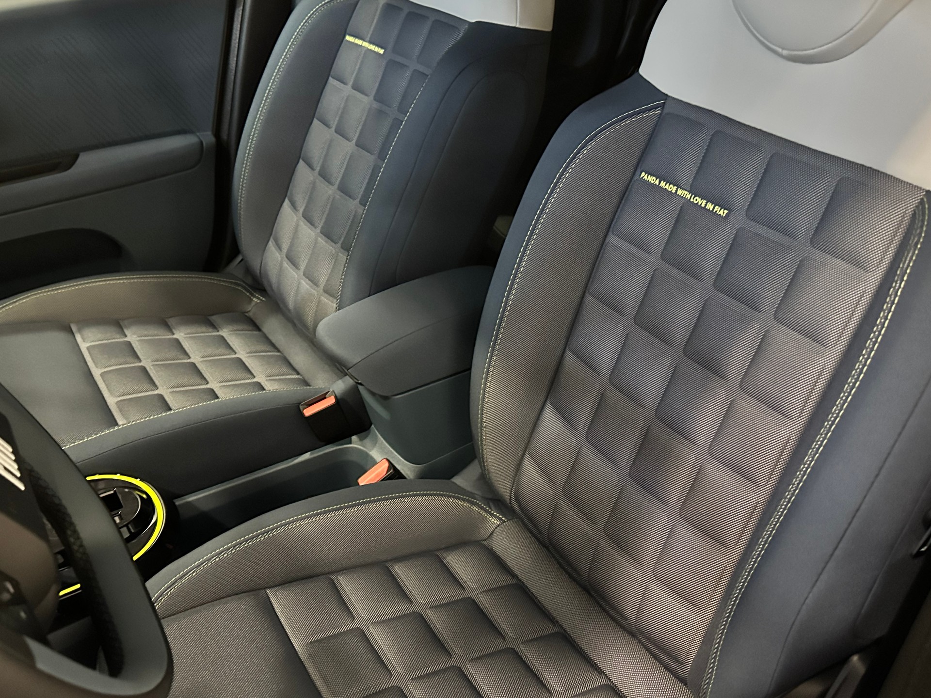 FIAT Grande Panda MHEV La Prima-image-14