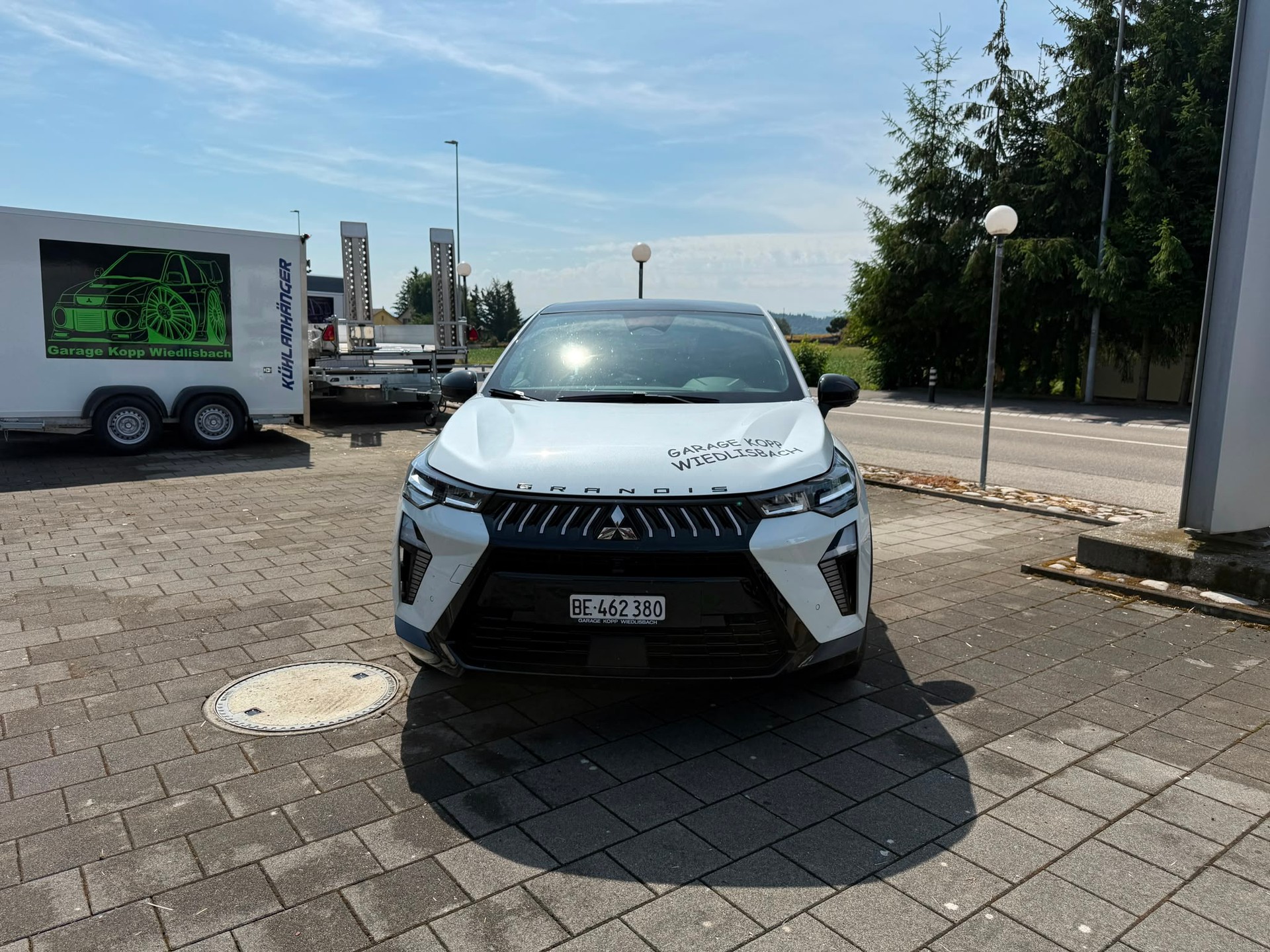 MITSUBISHI Grandis 1.8 HEV Instyle-image-9