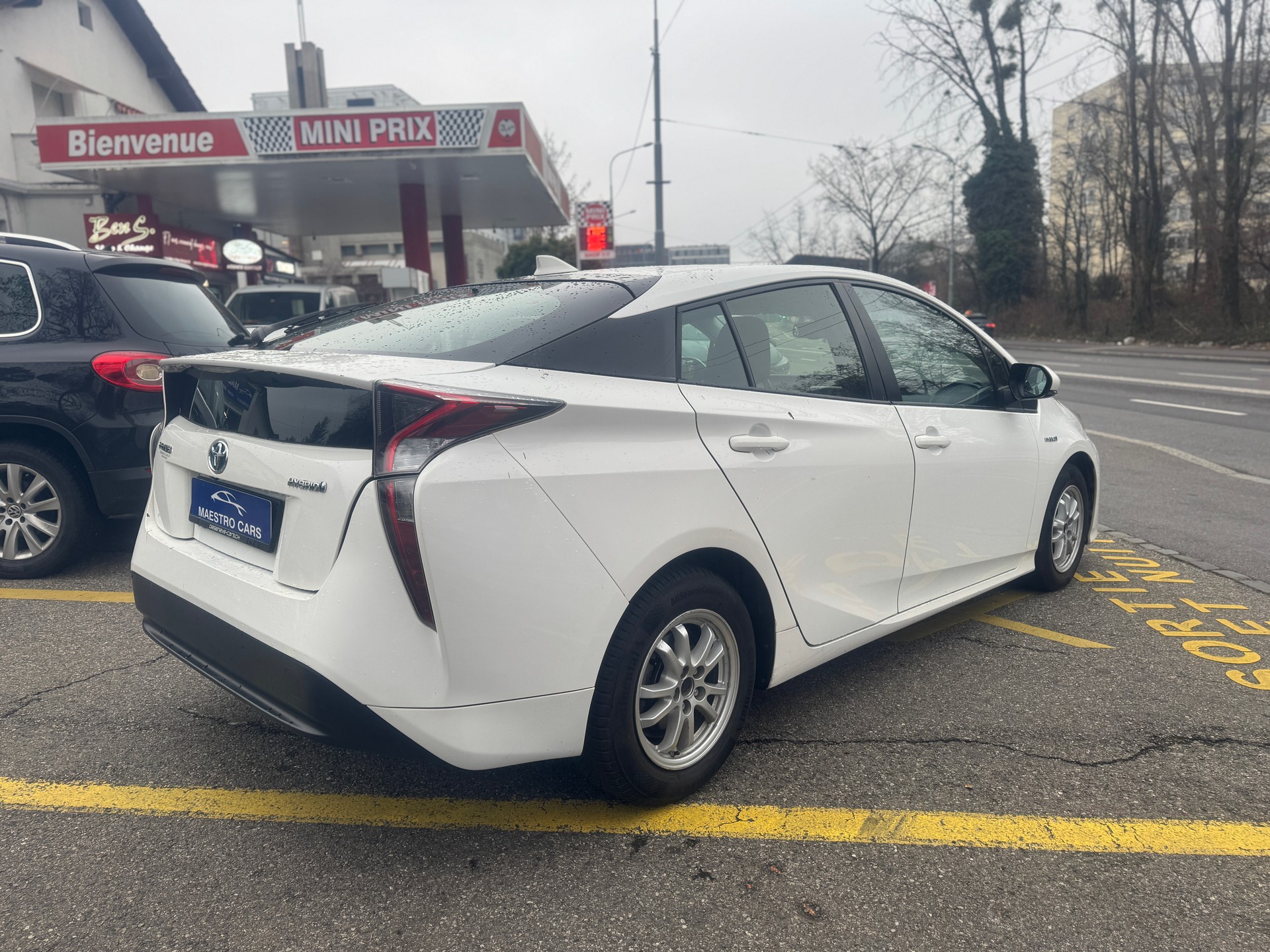 TOYOTA Prius 1.8 VVT-i Plug-in Hybrid Premium-image-5