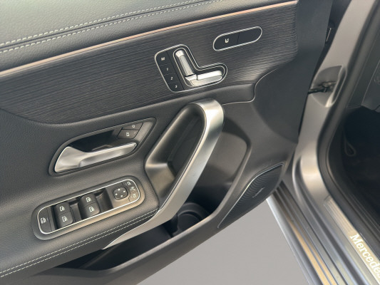 MERCEDES-BENZ A 250 4Matic 8G-DCT-image-9