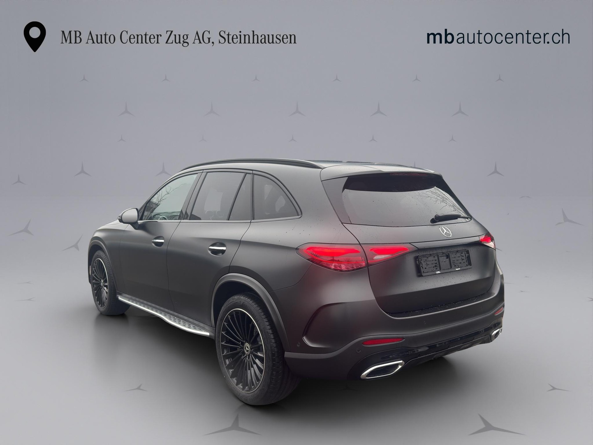 MERCEDES-BENZ GLC 220 d AMG Line 4matic-image-4