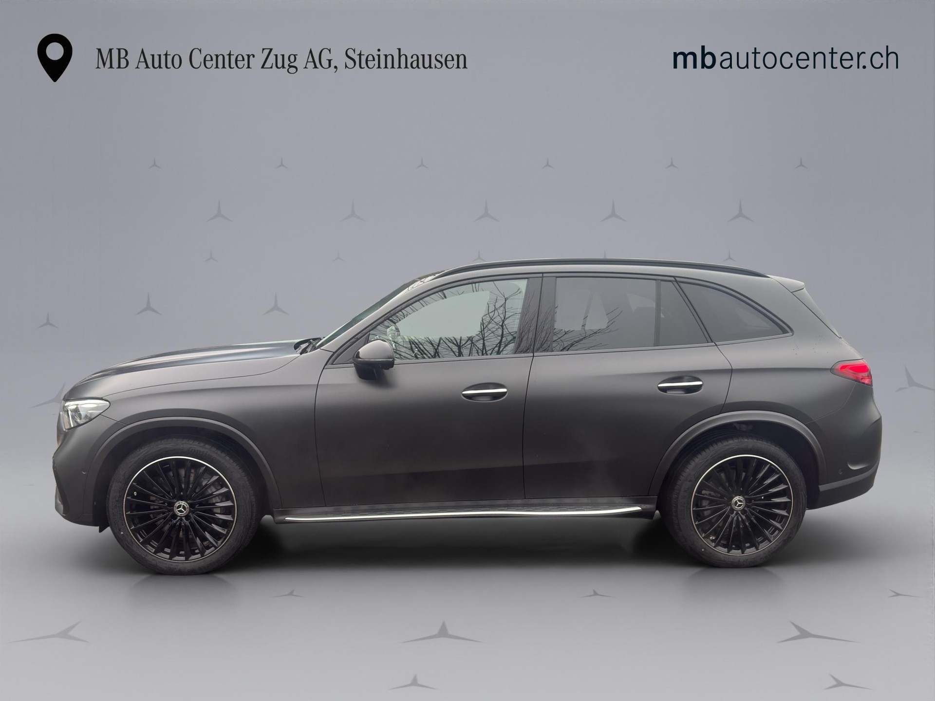 MERCEDES-BENZ GLC 220 d AMG Line 4matic-image-3