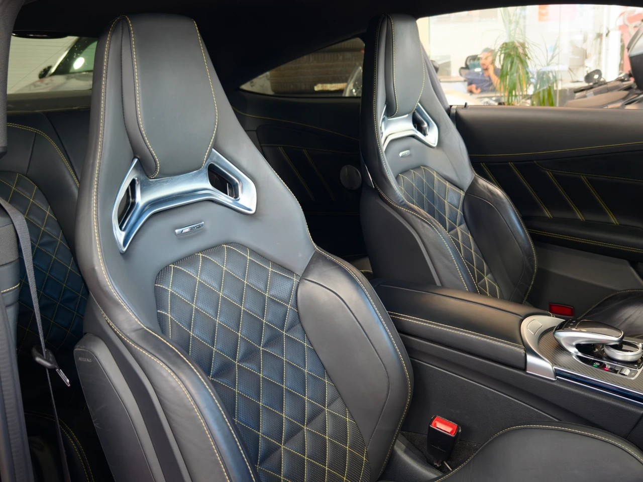 MERCEDES-BENZ C 63 S AMG Coupé EDITION 1-image-14