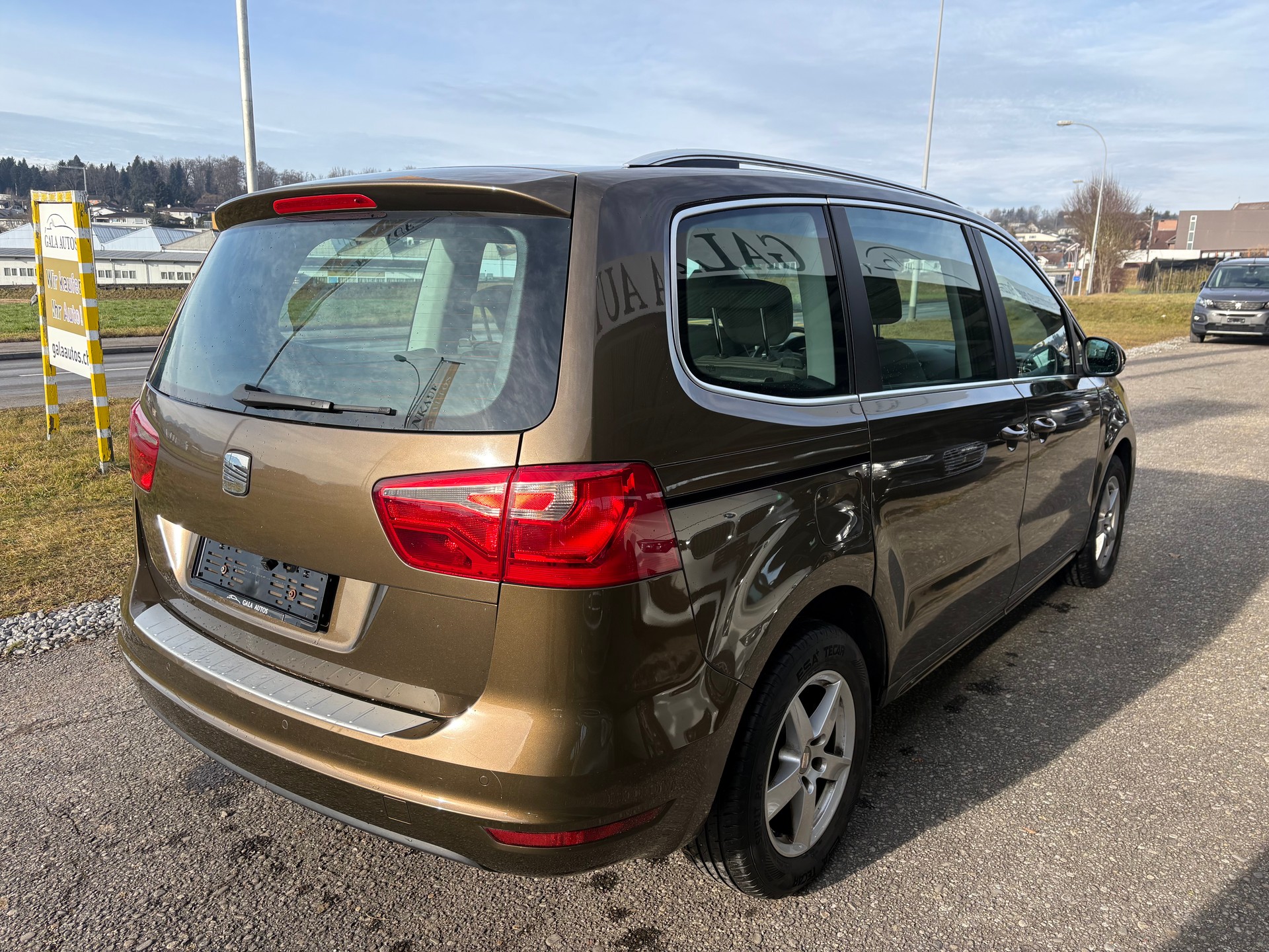 SEAT Alhambra 2.0 TDI E_Ecomotive Style-image-3