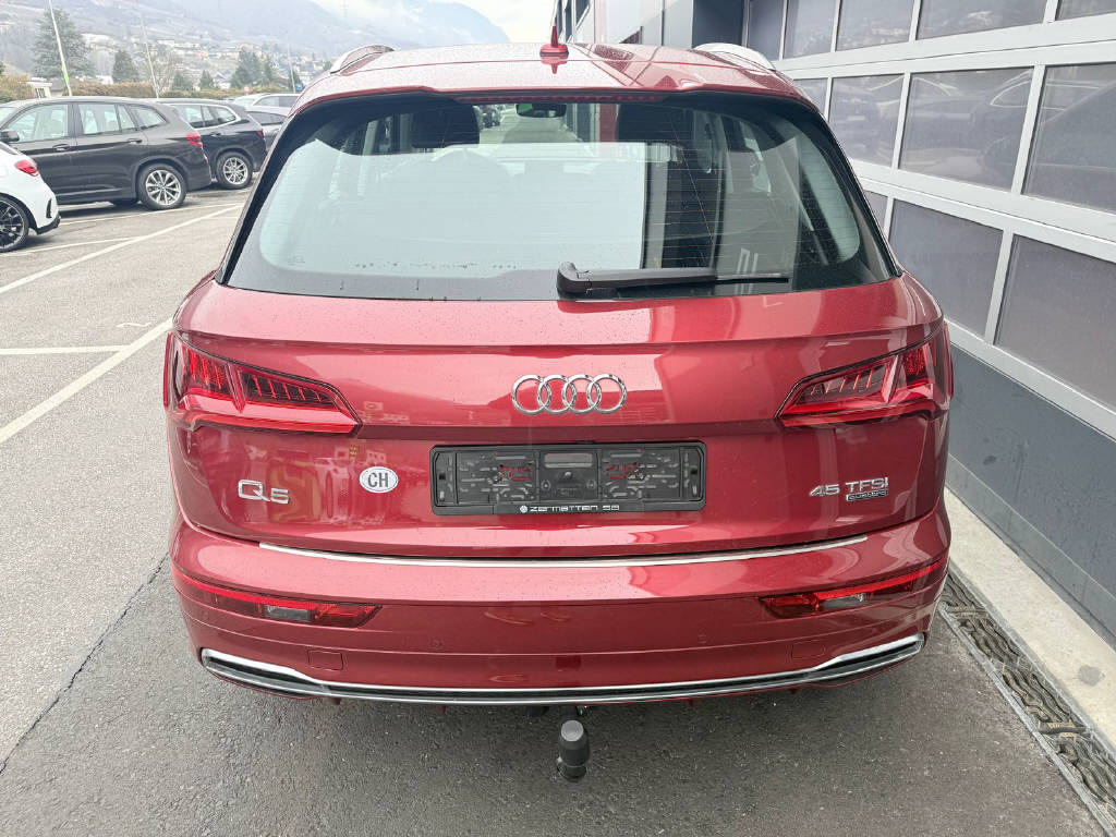 AUDI Q5 2.0 45 TFSI quattro S-Tronic-image-4
