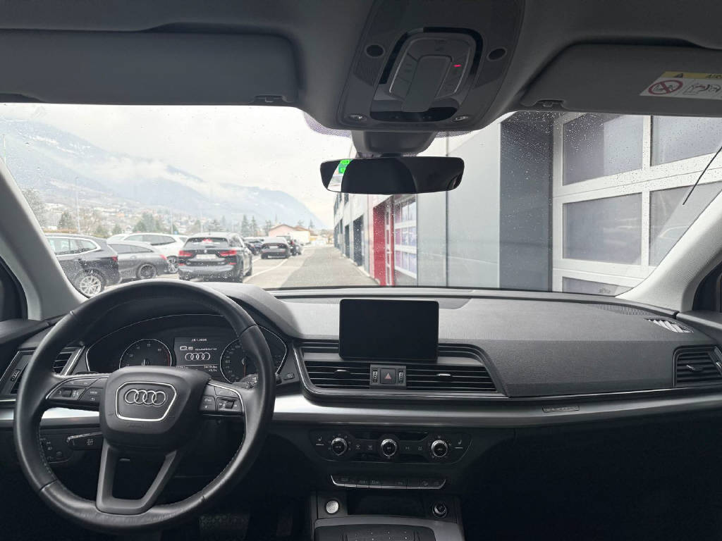 AUDI Q5 2.0 45 TFSI quattro S-Tronic-image-6