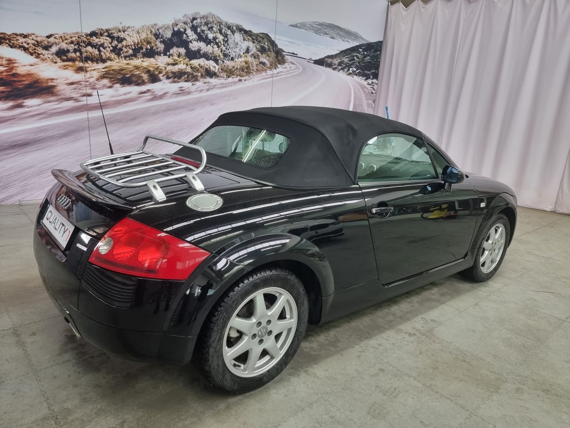 AUDI TT Roadster 1.8 T quattro-image-5