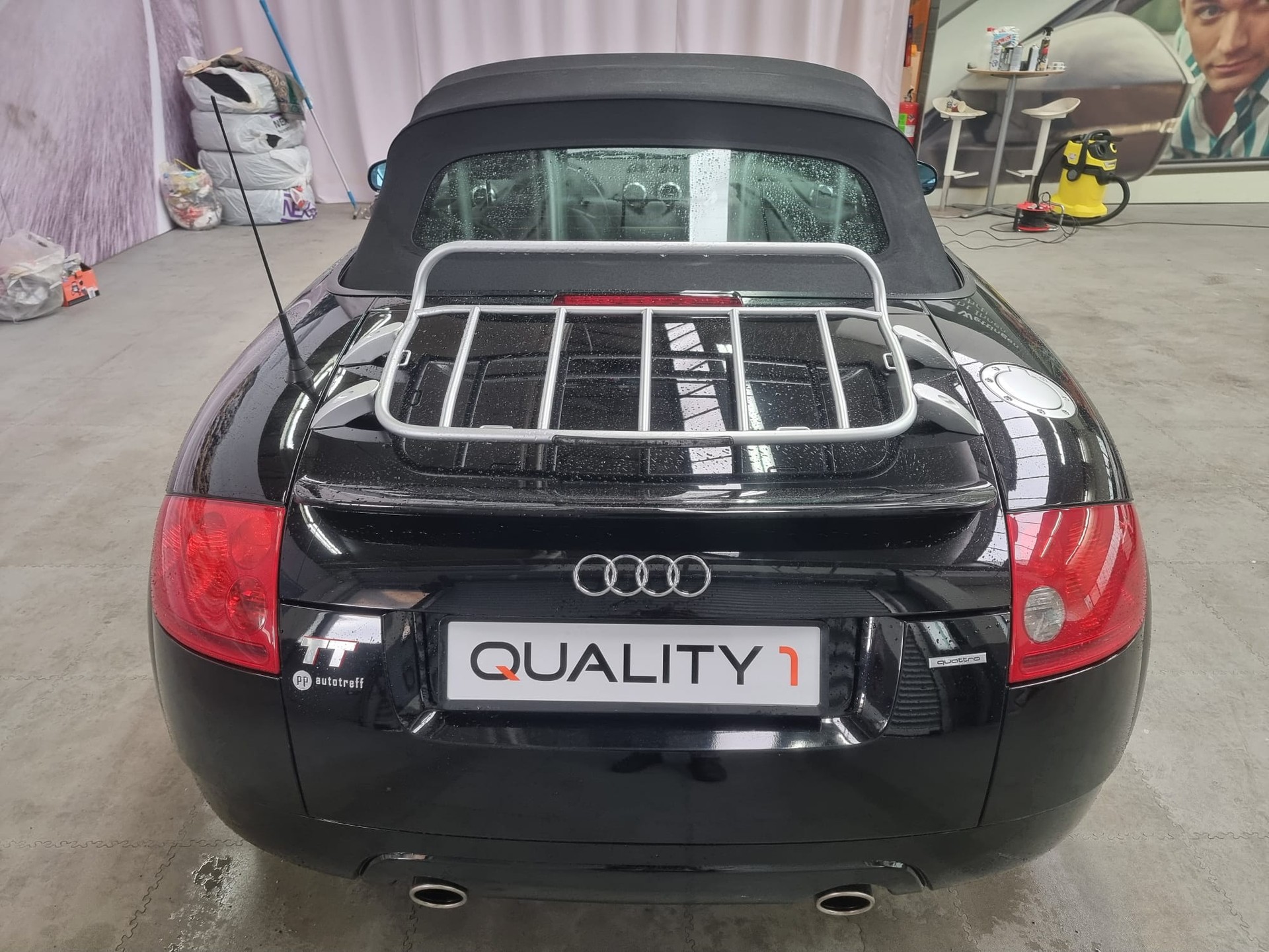 AUDI TT Roadster 1.8 T quattro-showroom-element-3