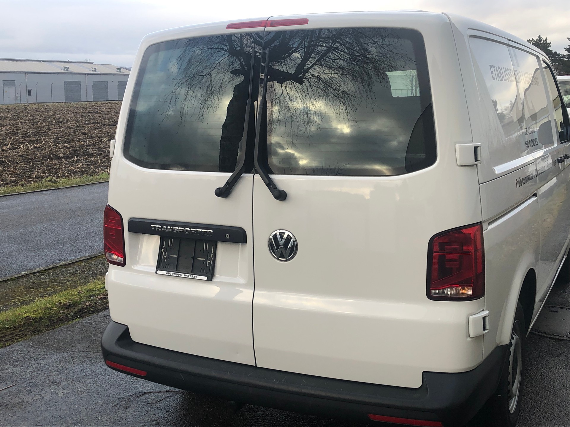 VW T6.1 2.0 TDI Entry-image-3