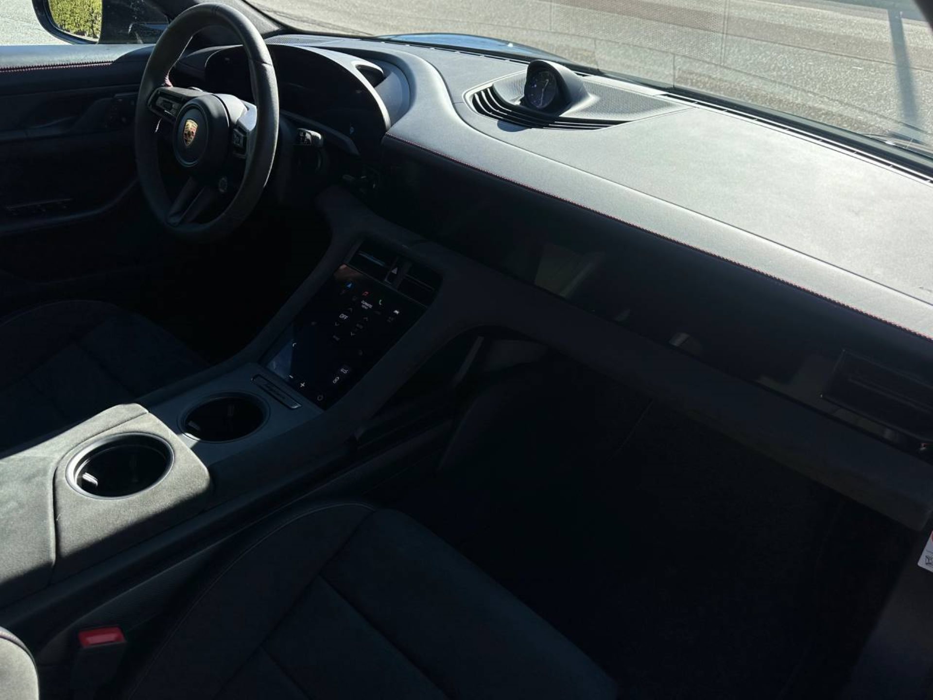 PORSCHE Taycan GTS Sport Turismo (MY23)-image-20