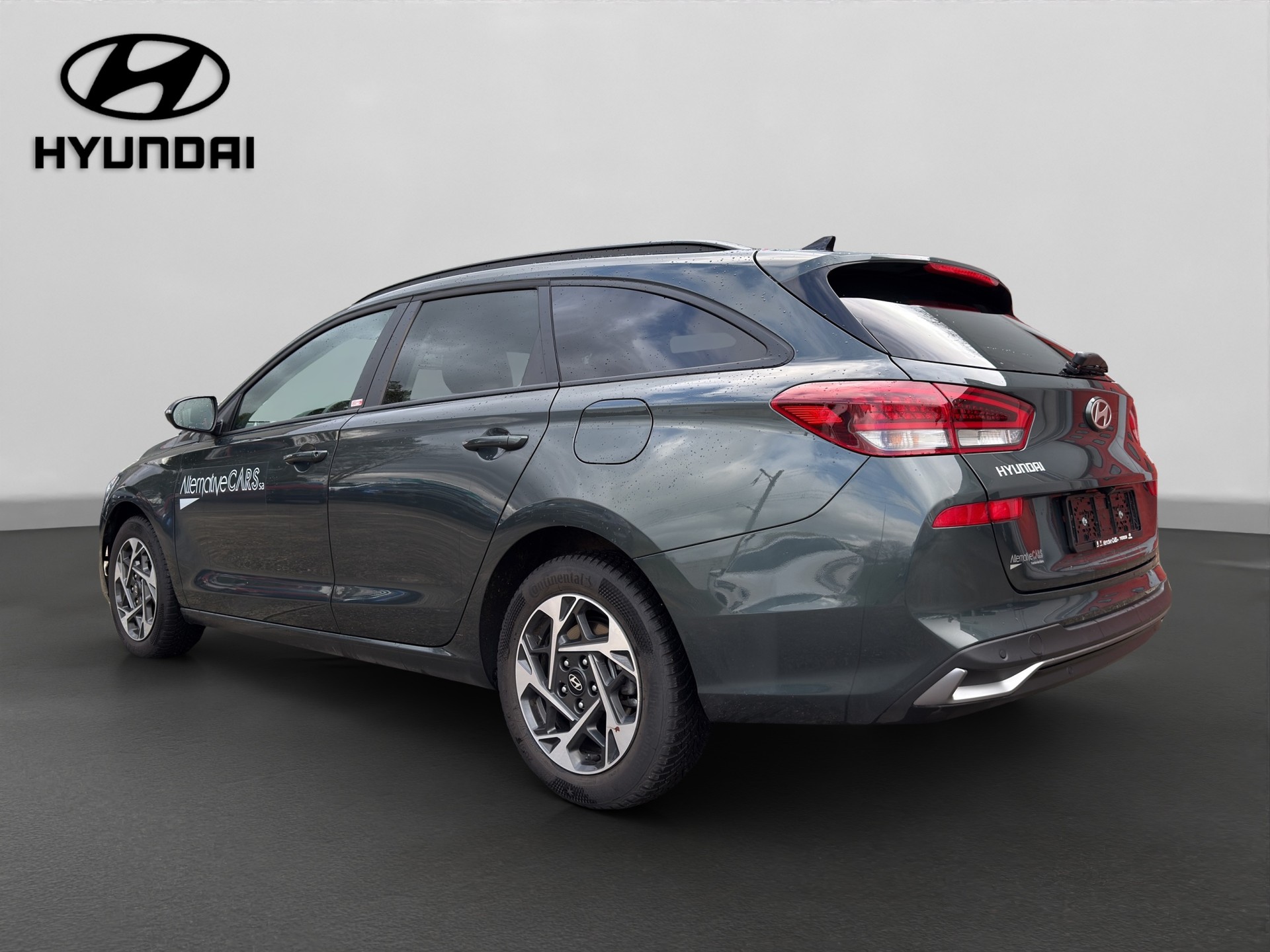 HYUNDAI i30 Wagon 1.5 T-GDi Amplia 48V MH DCT-image-3