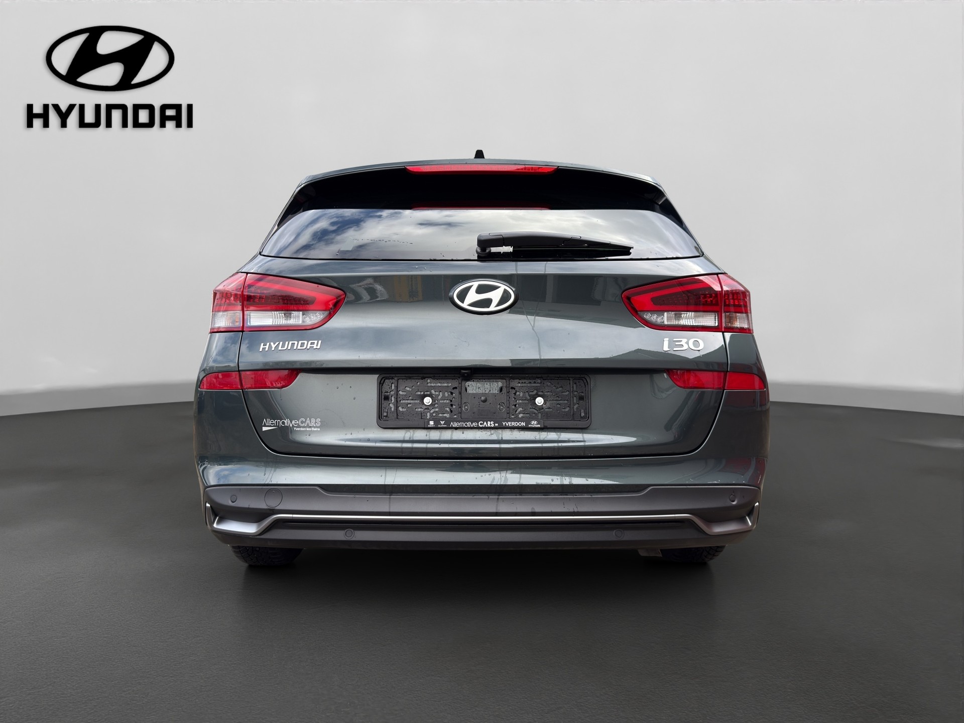 HYUNDAI i30 Wagon 1.5 T-GDi Amplia 48V MH DCT-image-4