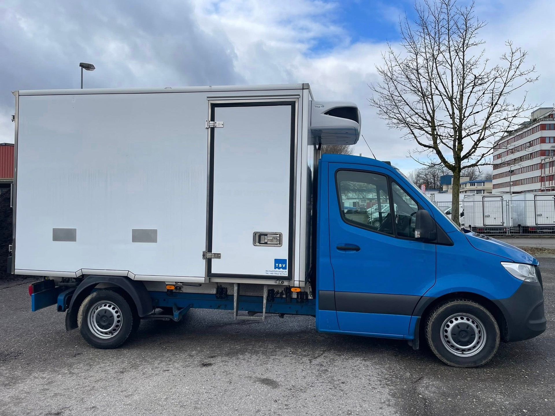 MERCEDES-BENZ Sprinter 315 CDI Standard 9G-TRONIC FWD-image-4