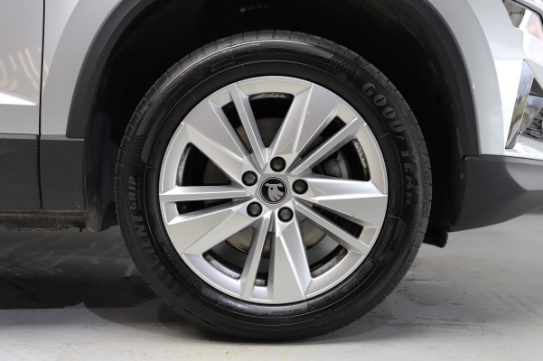 SKODA Karoq 1.5 TSI Select. DSG-image-12