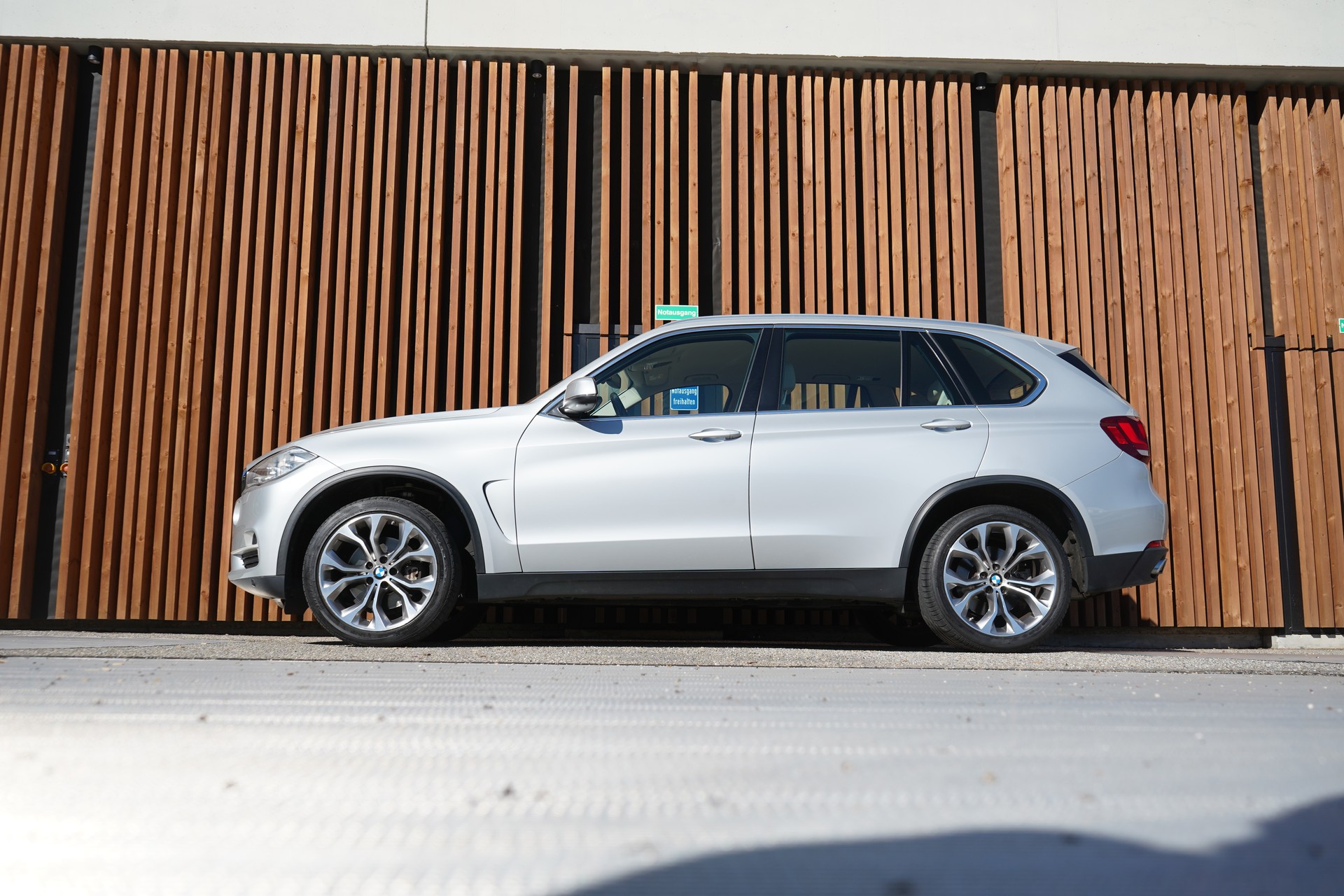 BMW X5 xDRIVE 40d STEPTRONIC X-LINE l 313 PS-image-3