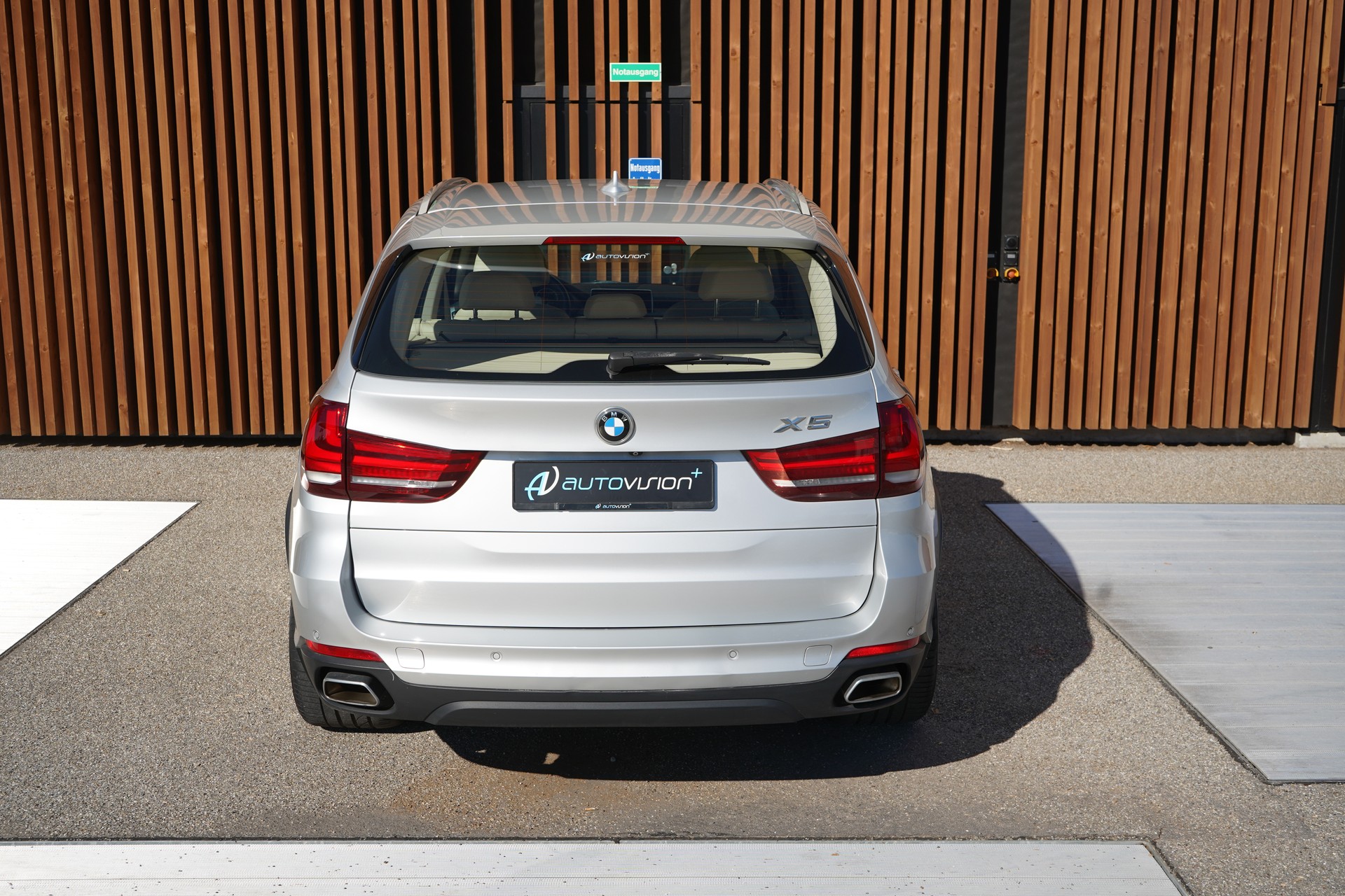 BMW X5 xDRIVE 40d STEPTRONIC X-LINE l 313 PS-image-12
